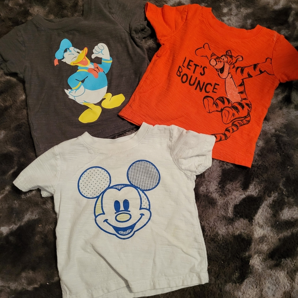 Disney short sleeve lot